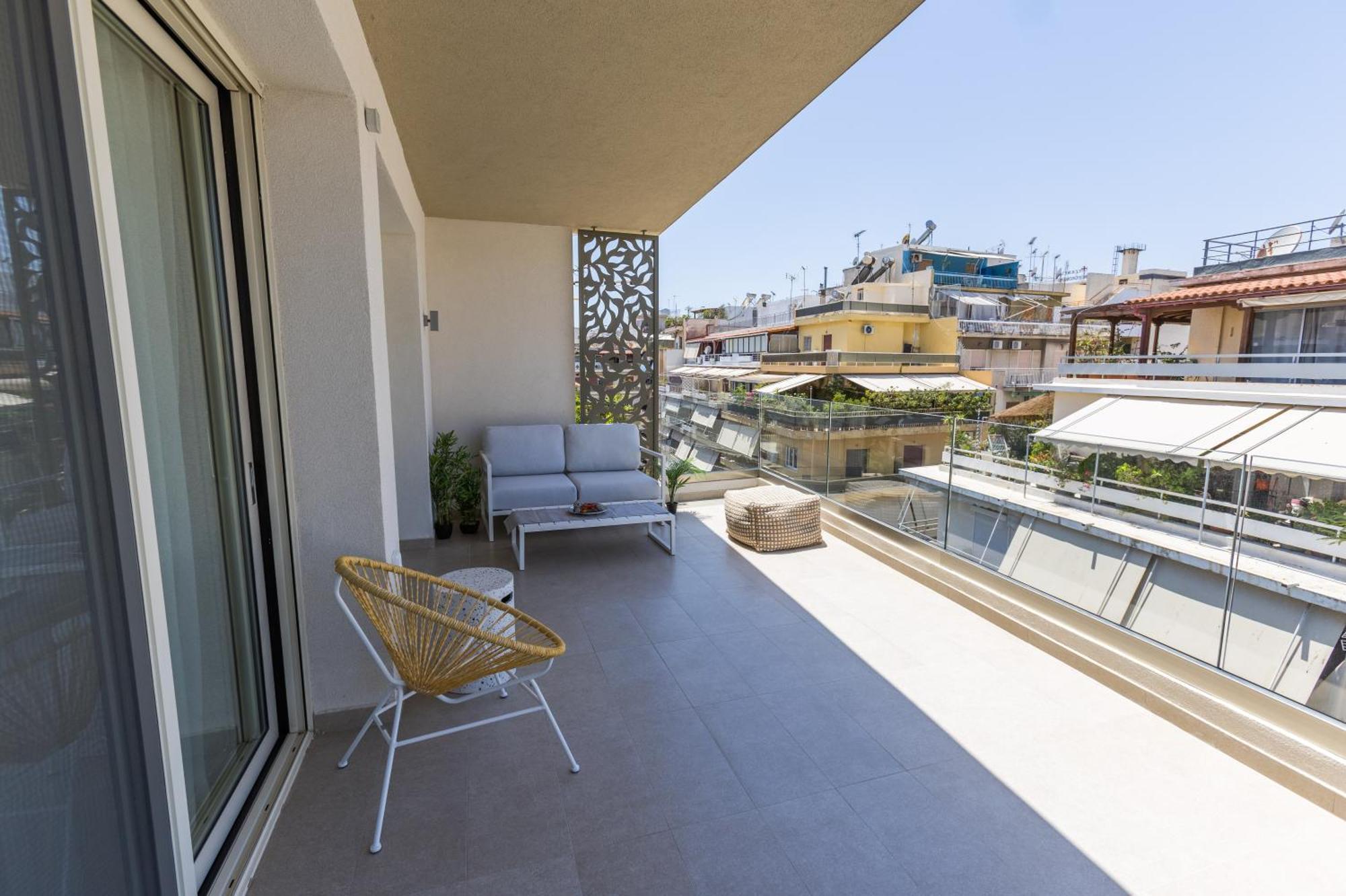 The Mediterranean Suites Piraeus Bagian luar foto