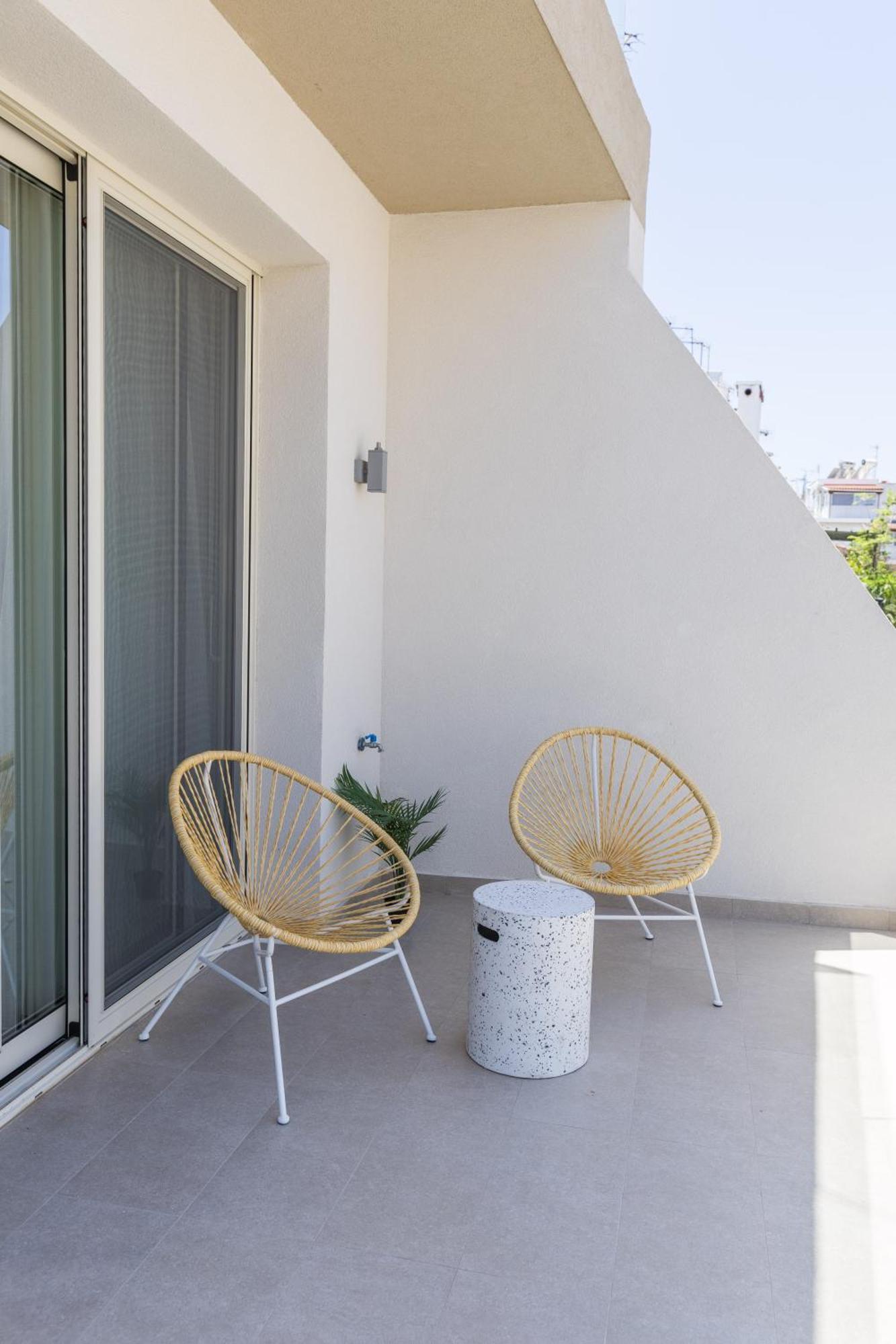 The Mediterranean Suites Piraeus Bagian luar foto