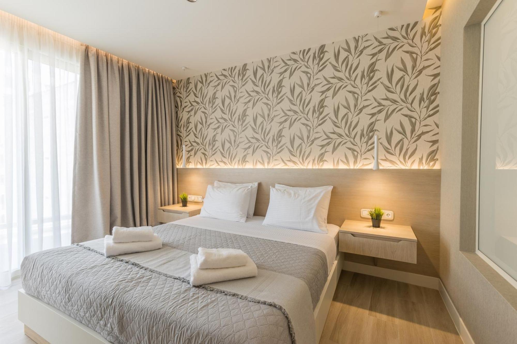 The Mediterranean Suites Piraeus Bagian luar foto
