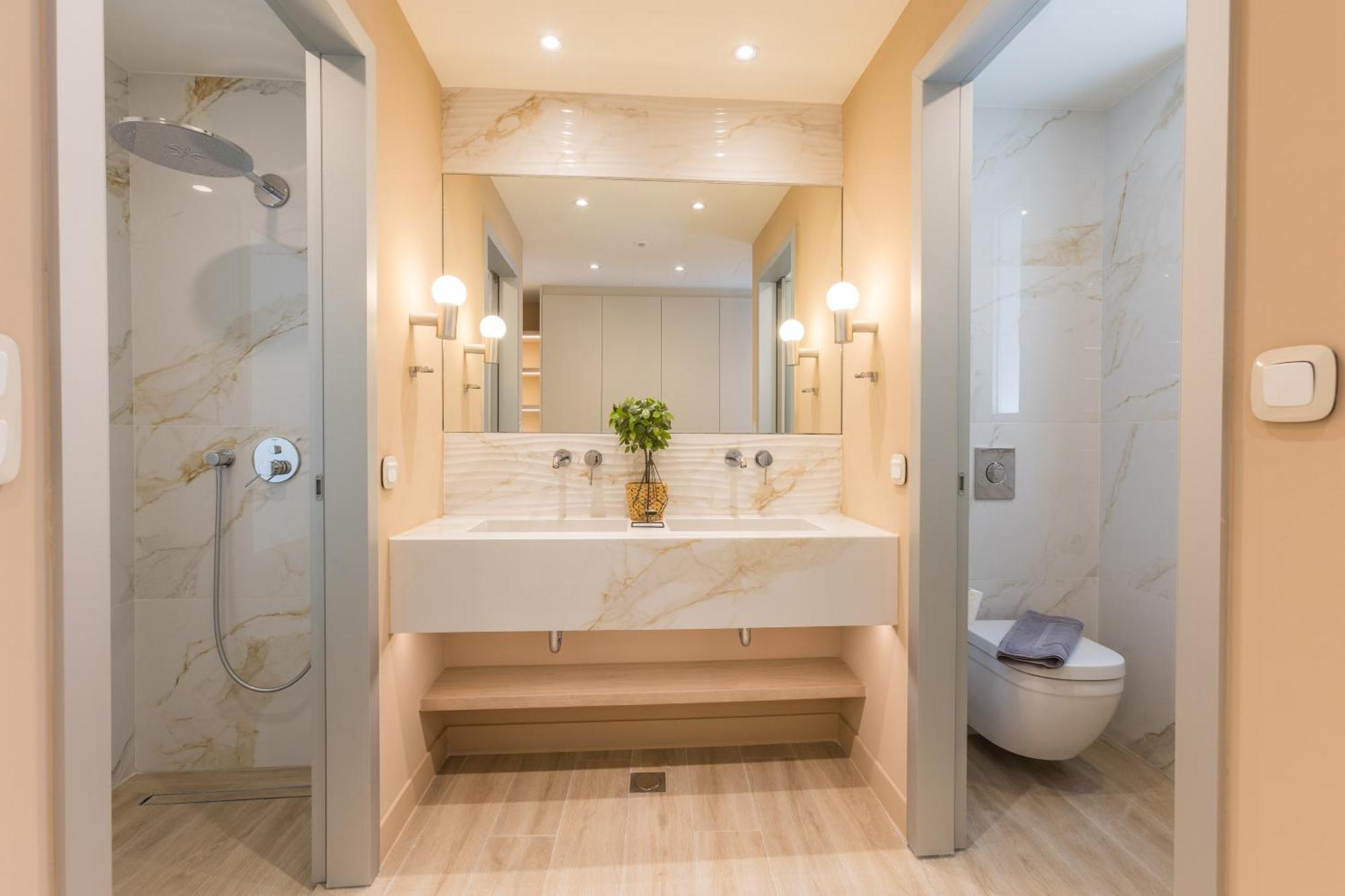 The Mediterranean Suites Piraeus Bagian luar foto