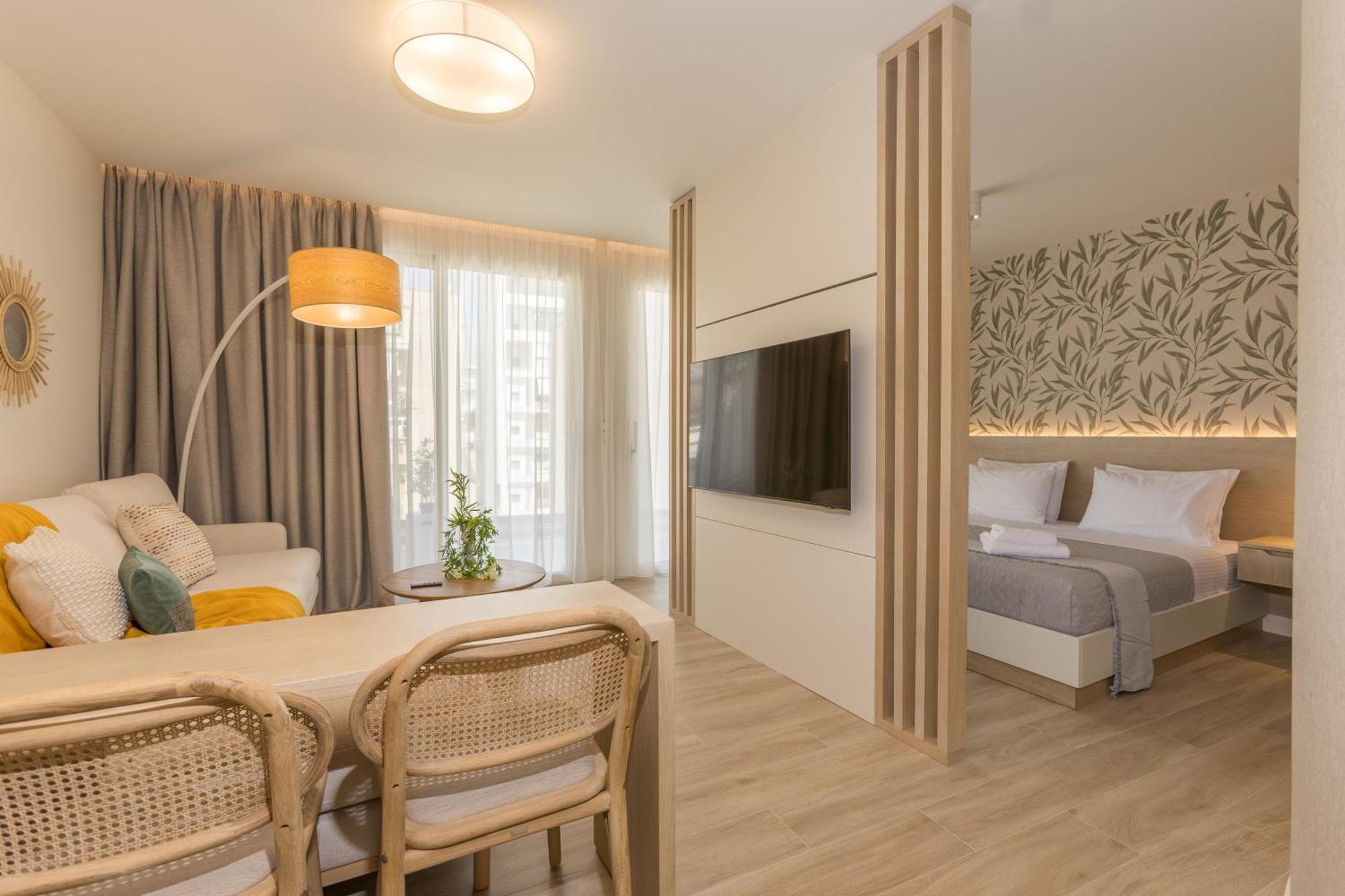 The Mediterranean Suites Piraeus Bagian luar foto